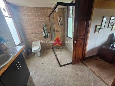 Casa de 4 alcobas en venta en El Escobero, Envigado, 1000 m² · foto 10 de 20