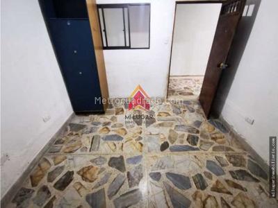 Casa de 3 alcobas en venta en Cristobal, Medellín, 130 m² · foto 3 de 7