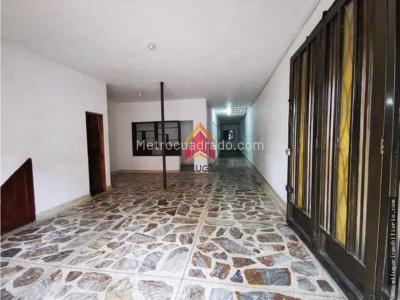 Casa de 3 alcobas en venta en Cristobal, Medellín, 130 m² · foto 4 de 7
