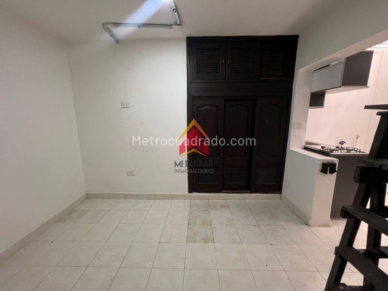 Estudio en Arriendo de 1 Alcoba en Buenos Aires, Miraflores - 4