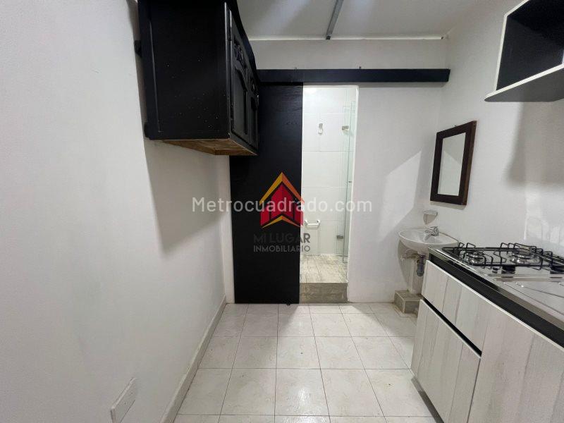 Estudio Tipo Apartaestudio Amoblado de 1 Alcoba en Buenos Aires, Miraflores (35 m²) - 3