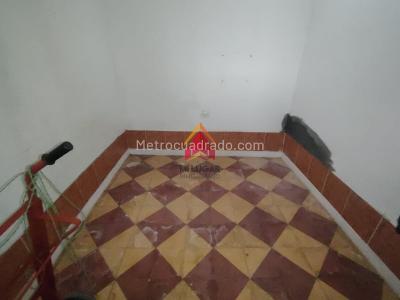 Casa de 4 alcobas en venta en Centro, Envigado, 340 m² · foto 7 de 13