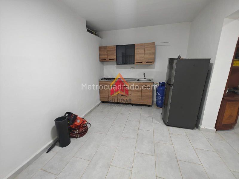 4BR House in Alcala (170 m²)