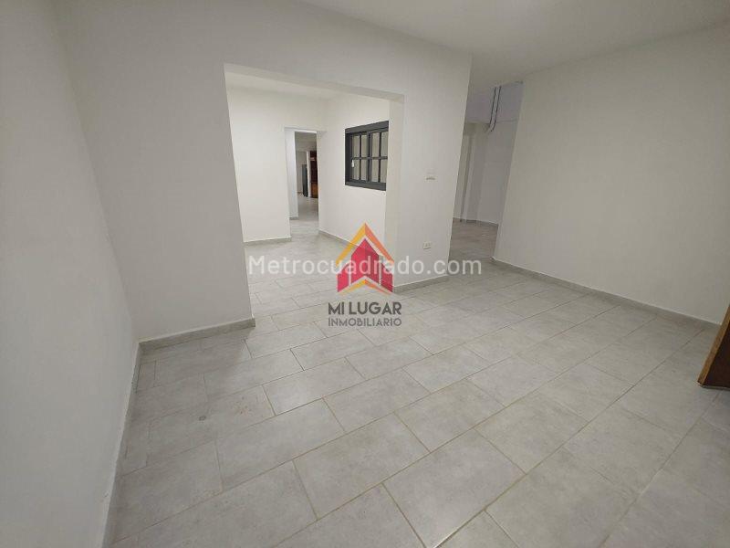 4BR House in Alcala (170 m²) - 2