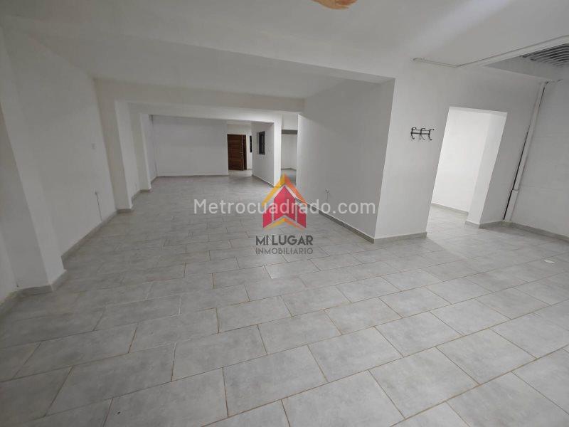 4BR House in Alcala (170 m²) - 3