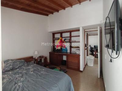 Apartamento de 4 alcobas en venta en Belen Los Bernal, Medellín, 145 m² · foto 9 de 20