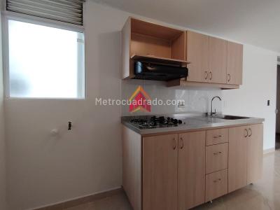 Apartaestudio en venta en Cristobal, Medellín, 40 m² · foto 2 de 12