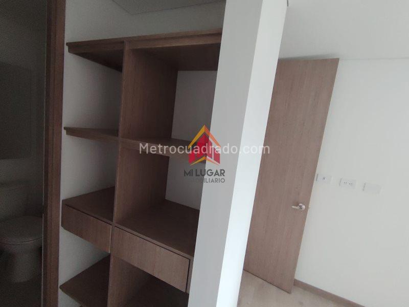 Apartamento luminoso de 3 habitaciones en Pilsen, Itagüí - 7