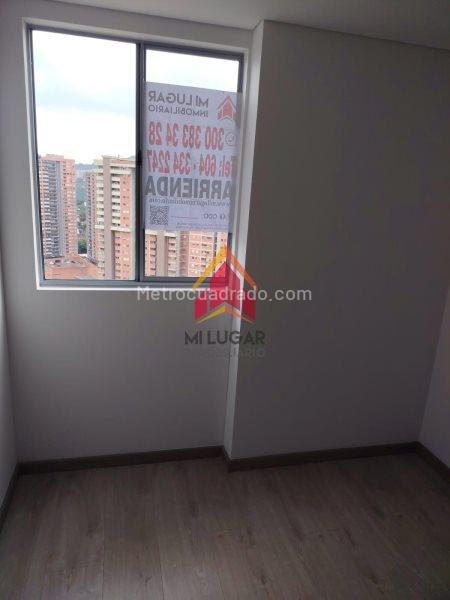 Apartamento luminoso de 3 habitaciones en Pilsen, Itagüí - 9