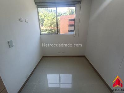 Apartamento de 3 alcobas en venta en Las Antillas, Envigado, 70 m² · foto 10 de 20