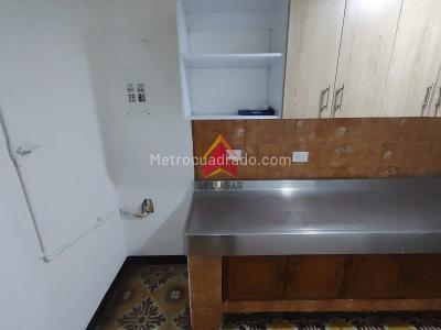 Casa de 5 alcobas en arriendo en Guaimaro, Envigado, 150 m² · foto 3 de 15