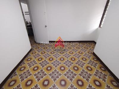 Casa de 5 alcobas en arriendo en Guaimaro, Envigado, 150 m² · foto 7 de 15