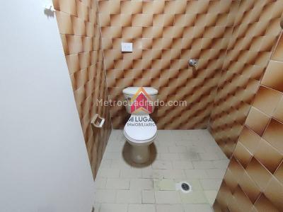 Casa de 5 alcobas en arriendo en Guaimaro, Envigado, 150 m² · foto 12 de 15