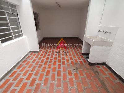 Casa de 5 alcobas en arriendo en Guaimaro, Envigado, 150 m² · foto 14 de 15