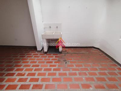 Casa de 5 alcobas en arriendo en Guaimaro, Envigado, 150 m² · foto 15 de 15
