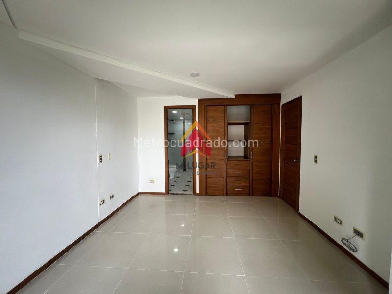 Apartamento luminoso de 3 alcobas en arriendo en Las Lomitas - 8