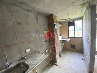 Apartamento de 2 alcobas en venta en Rionegro, Rionegro, 49 m² · foto 2 de 14