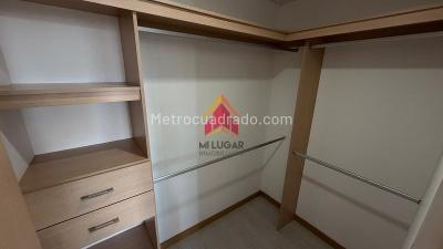 Apartamento en arriendo en La Abadia, Envigado · foto 6 de 11