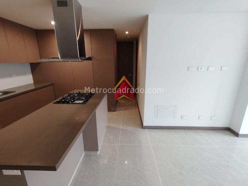 2BR Apartment in Zuñiga (80 m²) - 4