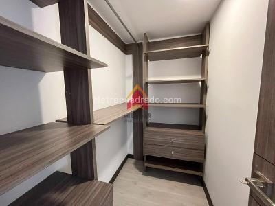 Apartamento en arriendo en Loma De Las Brujas, Envigado · foto 8 de 13