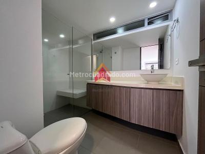 Apartamento en arriendo en Loma De Las Brujas, Envigado · foto 10 de 13
