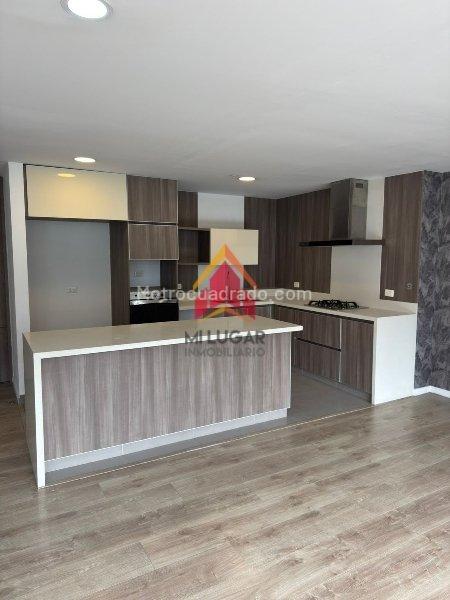 4BR Apartment in Loma De Las Brujas (205 m²)