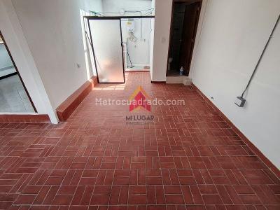 Apartaestudio en arriendo en Primavera, Envigado · foto 3 de 11