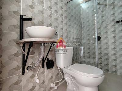 Apartaestudio en arriendo en Primavera, Envigado · foto 7 de 11