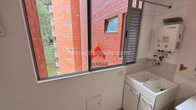 Apartamento de 3 alcobas en arriendo en Camino Verde, Envigado, 97 m² · foto 12 de 15