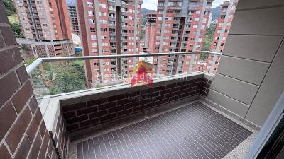 Apartamento de 3 alcobas en arriendo en Camino Verde, Envigado, 97 m² · foto 13 de 15