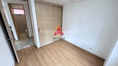 Apartamento de 3 alcobas en arriendo en Camino Verde, Envigado, 97 m² · foto 9 de 15