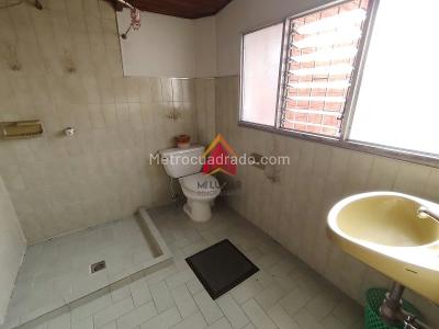 Casa de 4 alcobas en venta en Mesa, Envigado, 145 m² · foto 13 de 16