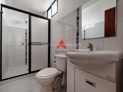 Apartamento de 3 alcobas en arriendo en Las Margaritas, Envigado, 110 m² · foto 9 de 14