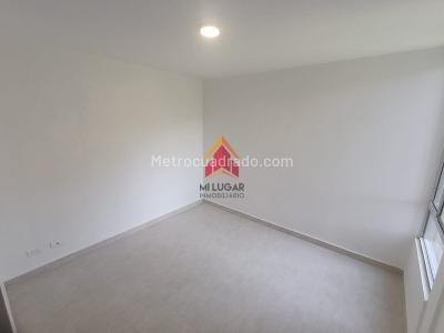 Apartamento de 3 alcobas en arriendo en Maria Auxiliadora, Sabaneta, 55 m² · foto 12 de 20