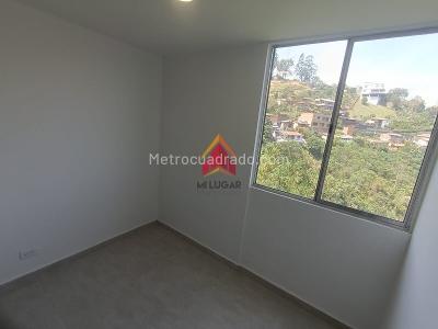 Apartamento de 3 alcobas en arriendo en Maria Auxiliadora, Sabaneta, 55 m² · foto 14 de 20