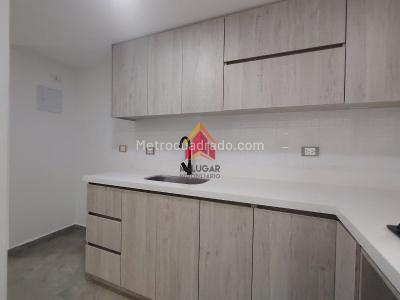 Apartamento de 3 alcobas en arriendo en El Escobero, Envigado, 100 m² · foto 3 de 17