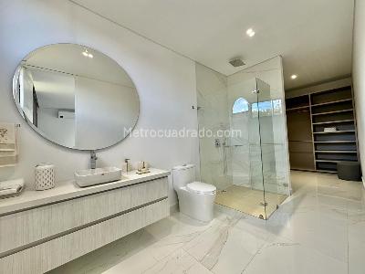 Casa de 4 alcobas en venta en Llano Grande, Rionegro, 930 m² · foto 18 de 20