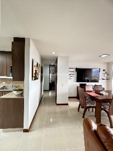 Apartamento de 3 alcobas en venta en El Poblado Las Santas, Medellín, 125 m² · foto 10 de 20