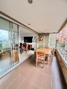 Apartamento de 3 alcobas en venta en El Poblado Las Santas, Medellín, 125 m² · foto 17 de 20