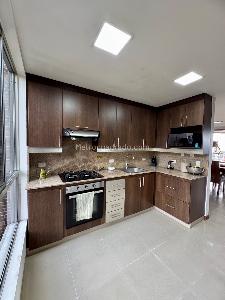 Apartamento de 3 alcobas en venta en El Poblado Las Santas, Medellín, 125 m² · foto 19 de 20