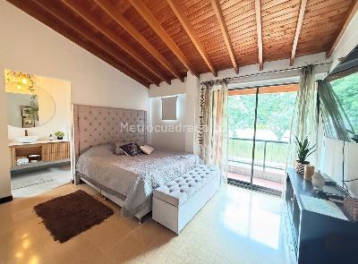 Casa de 3 alcobas en venta en Loma La Sebastiana, Envigado, 240 m² · foto 9 de 15