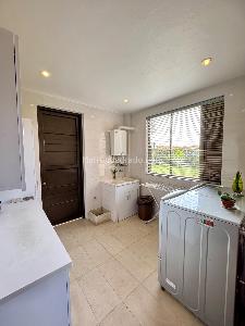 Casa de 3 alcobas en venta en El Escobero, Envigado, 250 m² · foto 17 de 20