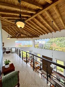 Casa de 3 alcobas en venta en El Escobero, Envigado, 250 m² · foto 8 de 20