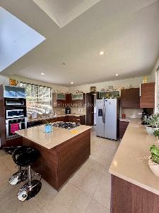 Casa de 3 alcobas en venta en El Escobero, Envigado, 250 m² · foto 12 de 20