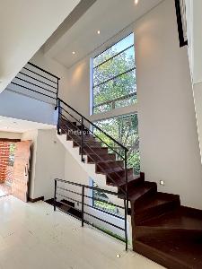 Casa de 3 alcobas en venta en Intermedia, Envigado, 265 m² · foto 10 de 20
