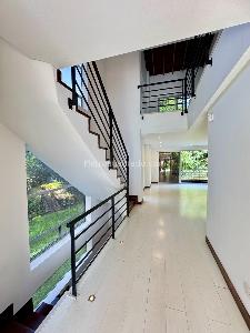 Casa de 3 alcobas en venta en Intermedia, Envigado, 265 m² · foto 18 de 20