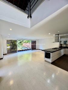 Casa de 3 alcobas en venta en Intermedia, Envigado, 265 m² · foto 20 de 20