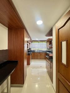 Casa de 3 alcobas en venta en Loma Benedictinos, Envigado, 272 m² · foto 18 de 20