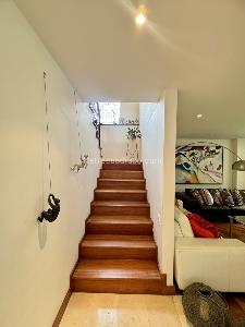 Casa de 3 alcobas en venta en Loma Benedictinos, Envigado, 270 m² · foto 6 de 20