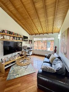 Casa de 3 alcobas en venta en Loma Benedictinos, Envigado, 270 m² · foto 13 de 20